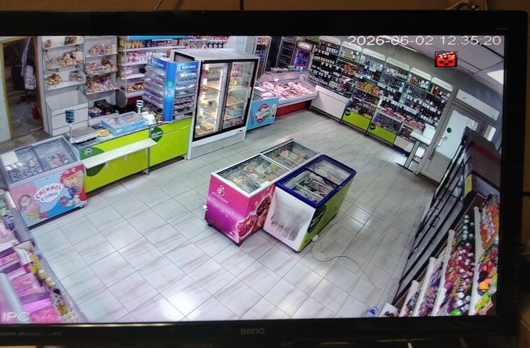Установка пяти камер видеонаблюдения в продуктовом магазине